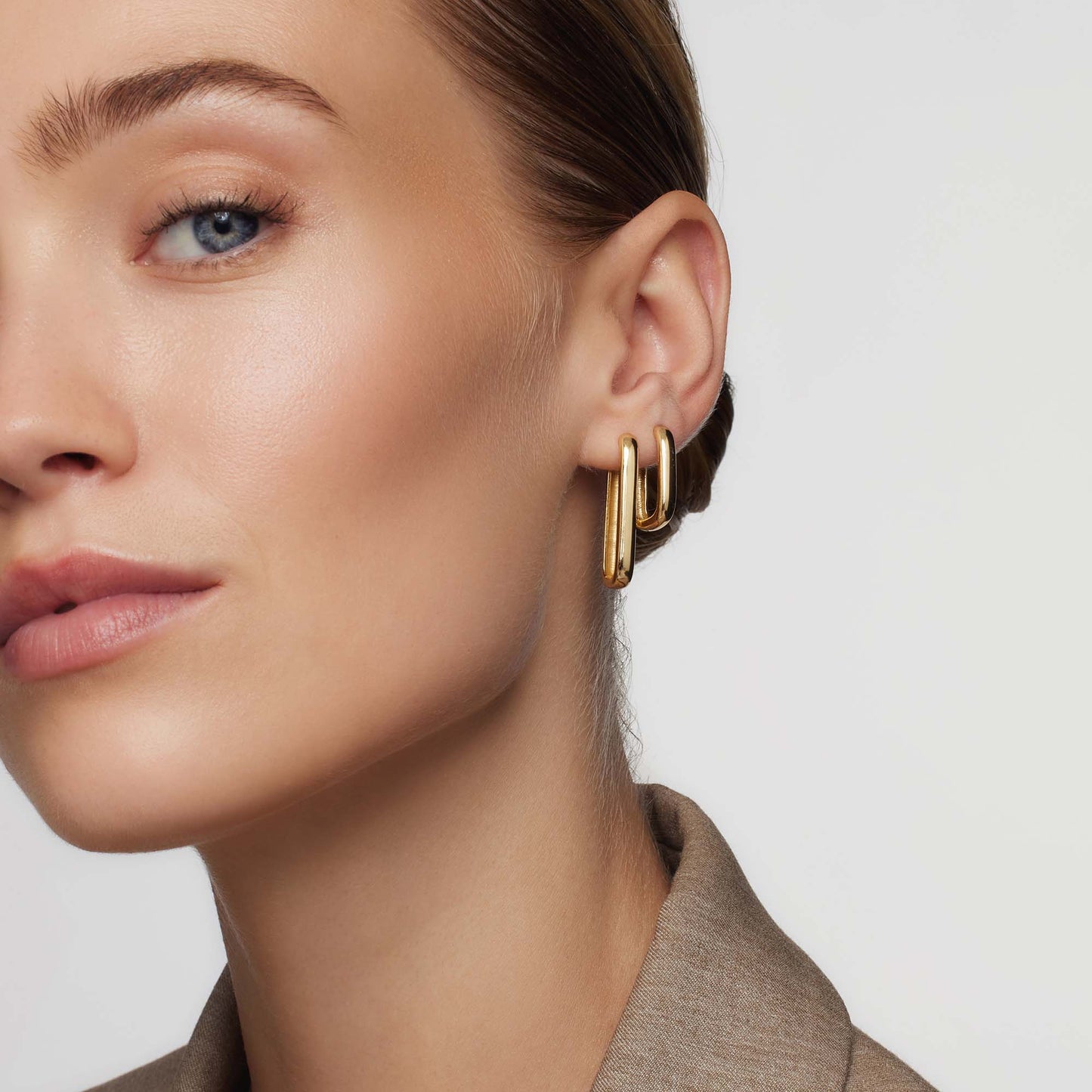 Icona™ | 18K Gouden Grote Hoepeloorbellen
