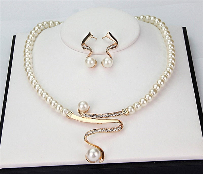 Aya™ | Halsketting en Oorbellen Set