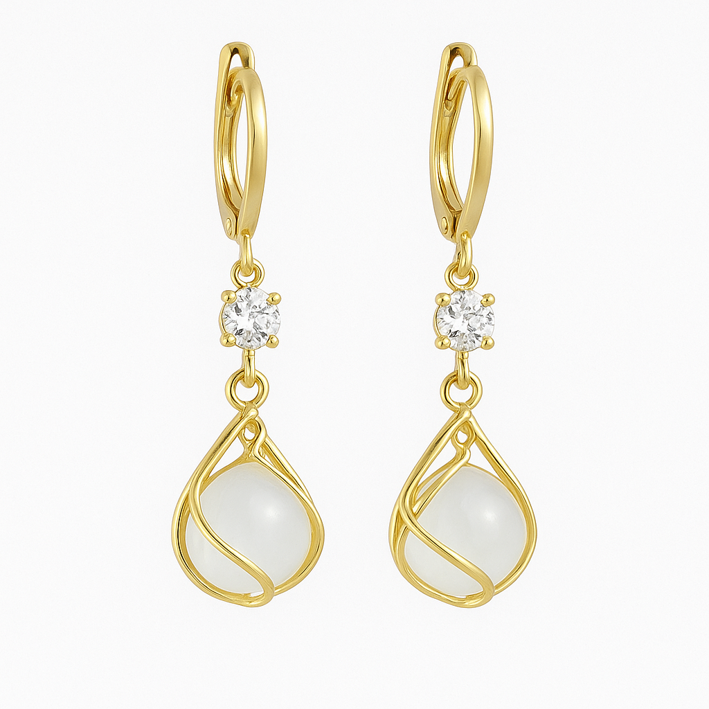 Aurelia™ | Gouden Oorhangers met Witte Opaal